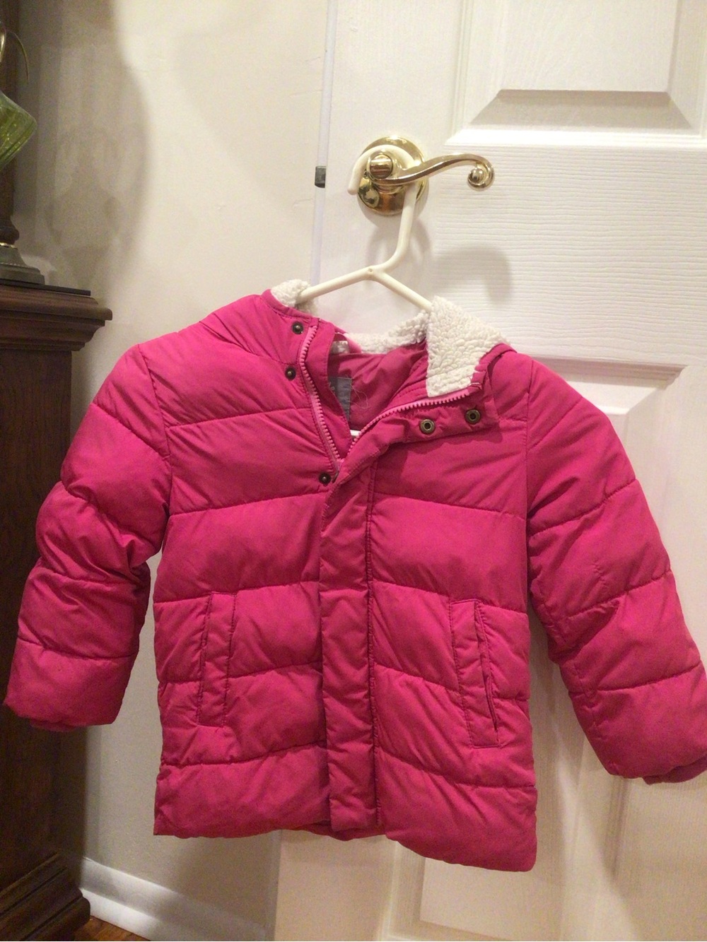 PRIMARY PUFFER JACKET- HOT PINK/FUCHSIA SIZE 4 GIRLS